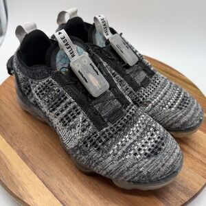Nike Air VaporMax 2020 Flyknit Size 4 1/2Y Black Grey   0332
